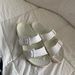 white birkenstock’s
